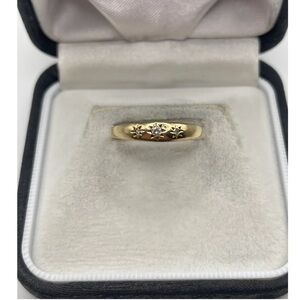 9ct Gold Diamond Gypsy Ring